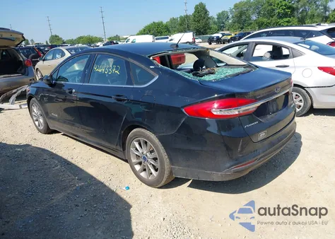 2017 Ford Fusion Hybrid Se z USA, uszkodzony, nr VIN 3FA6P0LU7HR387944